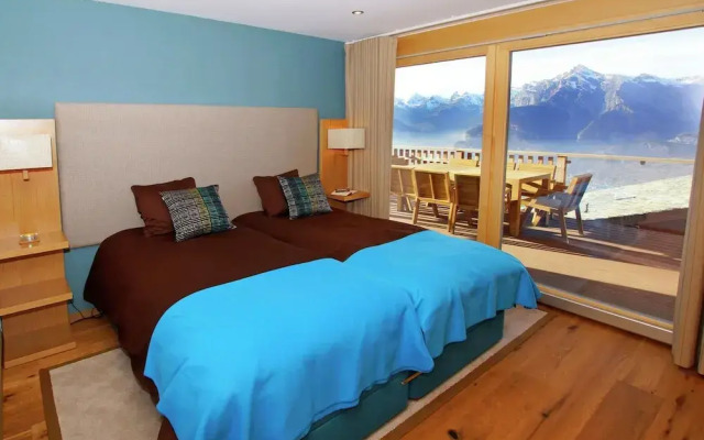 Luxury Apartment with Hot Tub in Veysonnaz