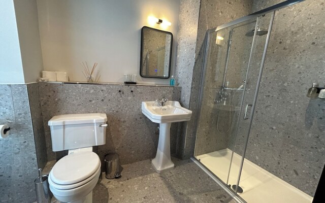 Crescent Place by Mansley
