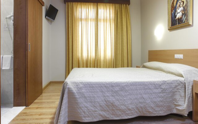 Domus Pacis Fatima Hotel