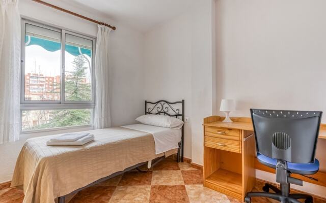 Elegant Holiday Home in Málaga near Sea