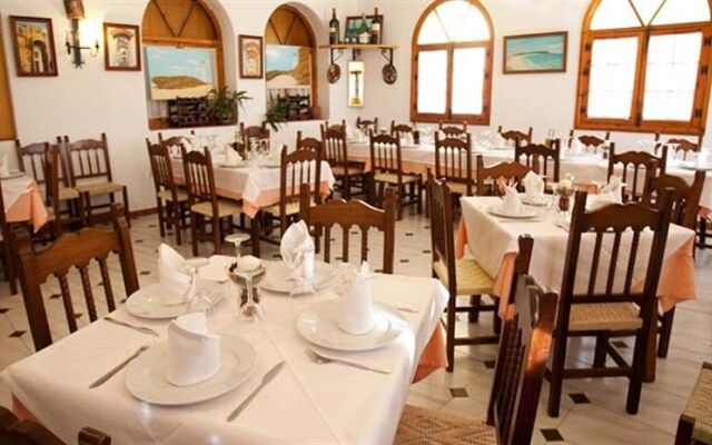 Hostal Los Pinos