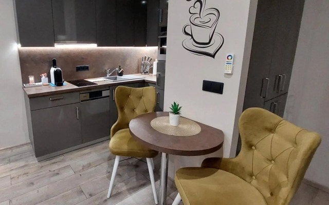 Silver Dawn Apartments