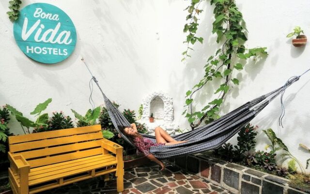 Bona Vida Hostel La Quinta Ii