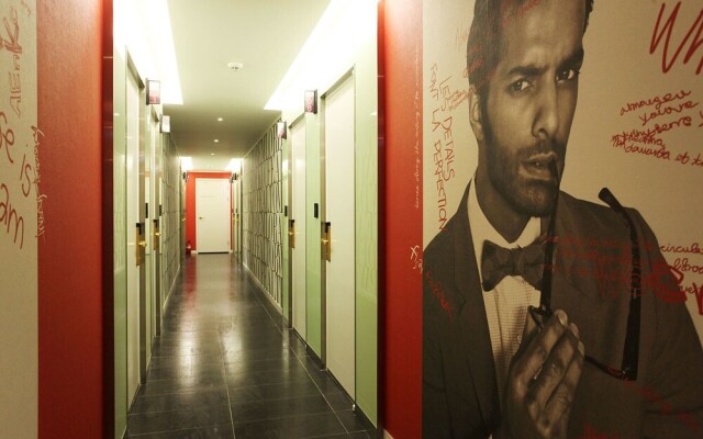 Hotel Theme