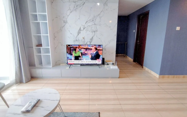 Spacious 2Br With Extra Room At Grand Sungkono Lagoon Apartment