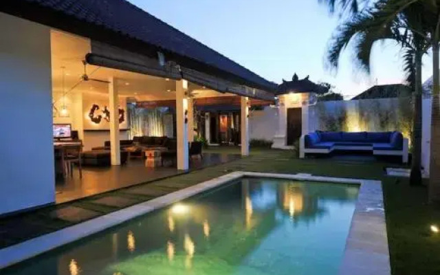 Villa Damai Lestari