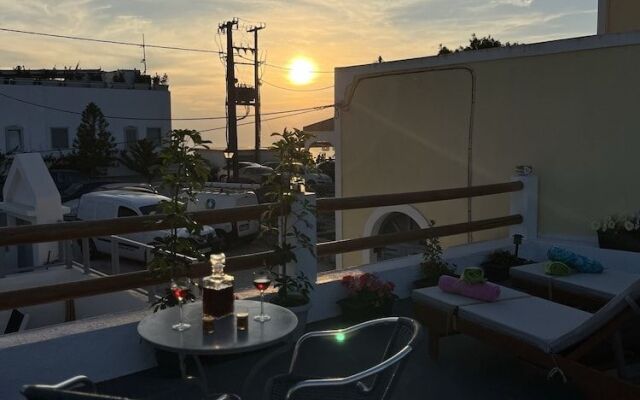 Villa Sertis Santorini