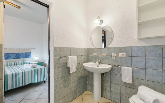 Il Vecchio Faro Piras 150mt From The Sea