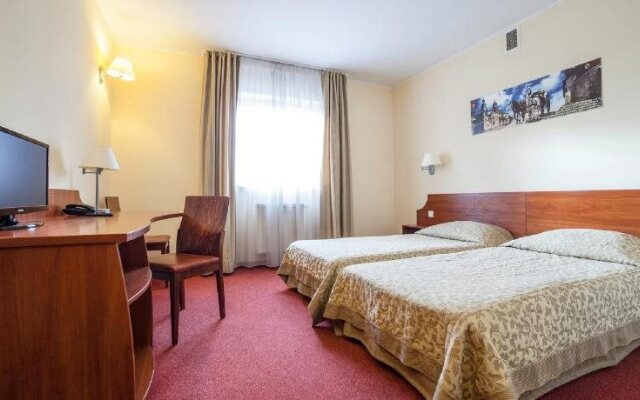 Hotel Major Budget