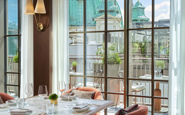 Rosewood Vienna