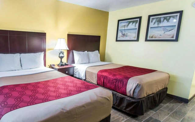 Econo Lodge Cocoa Beach - near the Port