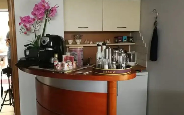 Glyfada's Cosy Apartments