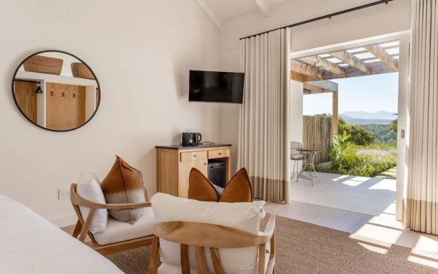 Crags Country Lodge