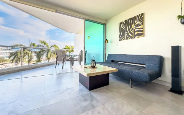 ARIA Residence Beachfront luxury