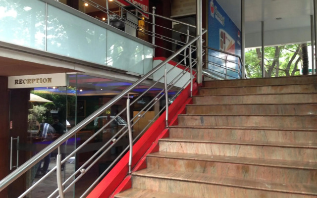 Hotel Empire International - Koramangala