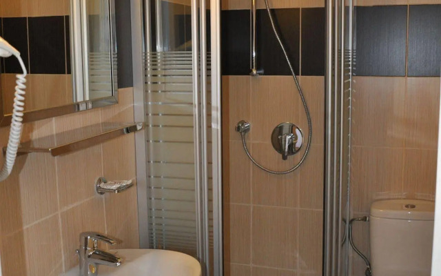 Elena Hotel