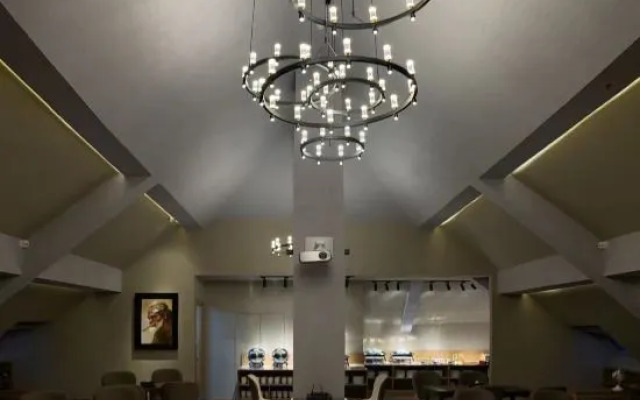 Riyueming Hotel · Select (Dalian 967 Hospital Gorky Road)