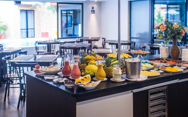 Bessa Beach Hotel