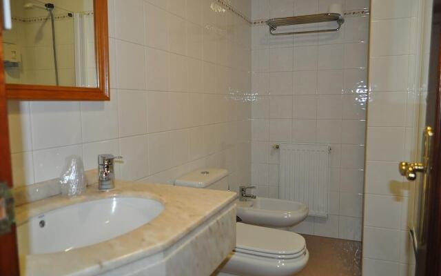 Albergue O Cruceiro - Hostel