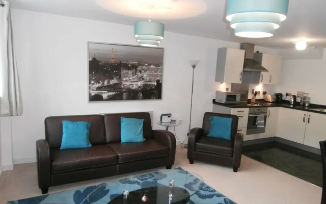 Flexi-Lets@Wallis Square, Farnborough