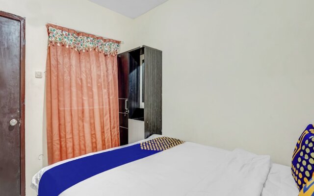 SPOT ON 90148 Gosepa Mayjend Sungkono