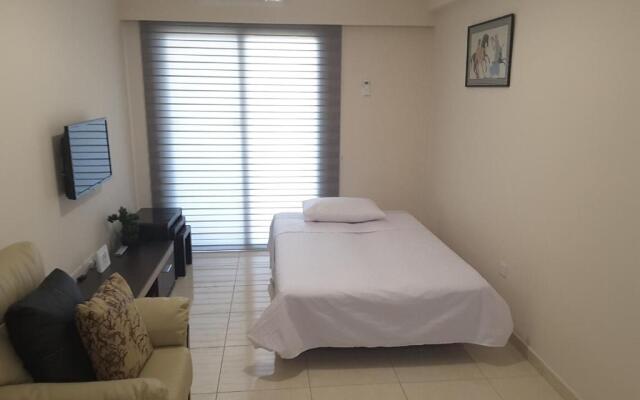 Lighthouse by the Sea Lovely 2Bdr Apartment