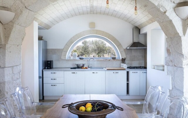 Trulli Gianpaolo - Enchanting 3 Bedroom Villa