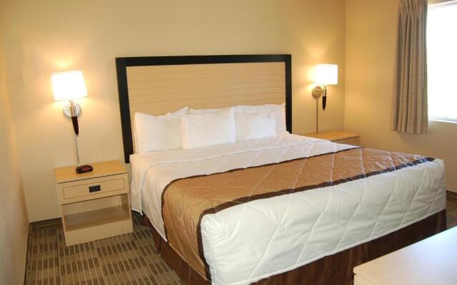 Extended Stay America Suites Greensboro Big Tree Way