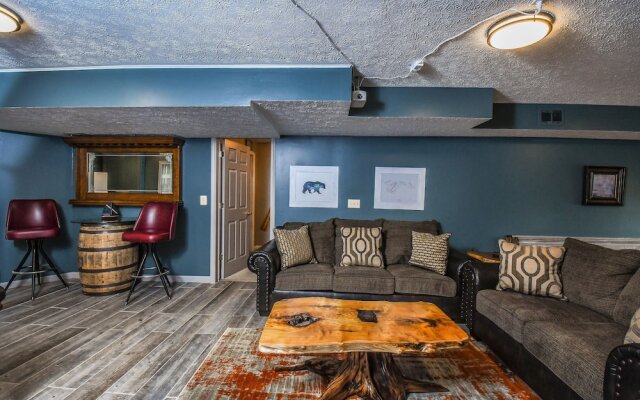 Light My Fire 5 Bedroom House