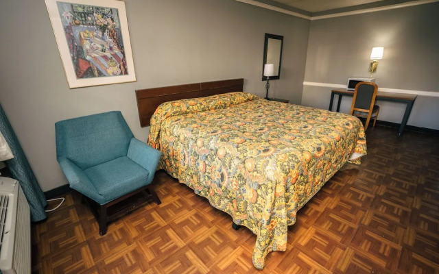 Howard Johnson Inn Peachtree/Norcross