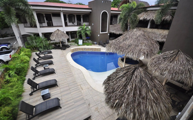 Hotel Colono Beach