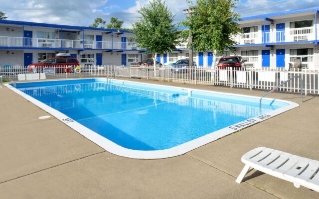 Canadas Best Value Inn-Niagara Falls