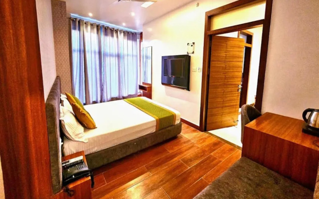 Sharda dinings Gorakhpur