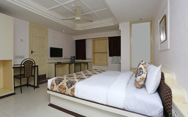 OYO 10264 Hotel Midtown