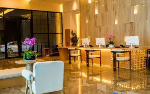 Sailimu Lake Xinmin Muyun Mountain Residence Hotel
