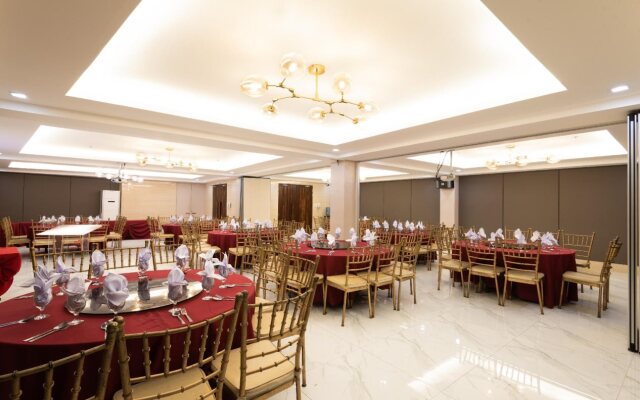 Lenox Hotel