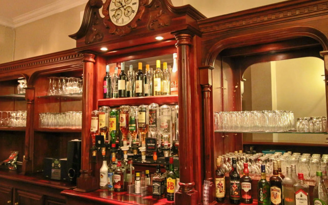 The Victorian 1906 Hotel