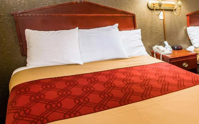 Econo Lodge Tonawanda