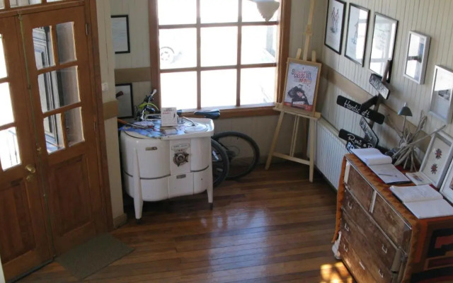 Yendegaia House