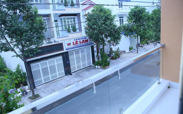 Moony hostel