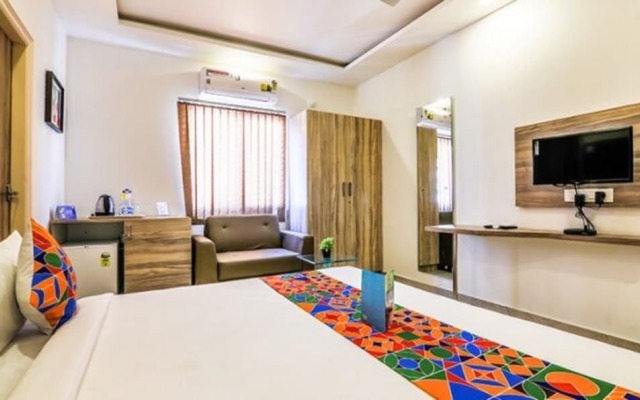 Vista Suites By FabHotel