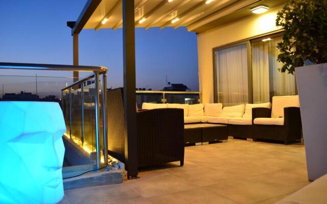 Paramount Bay Penthouse
