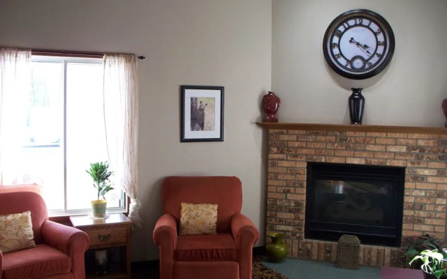 Country Inn Deerwood