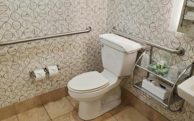 Holiday Inn Martinsburg by IHG