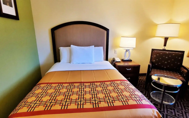 Travel Inn & Suites - Sikeston/Miner (i-55 Exit-67)