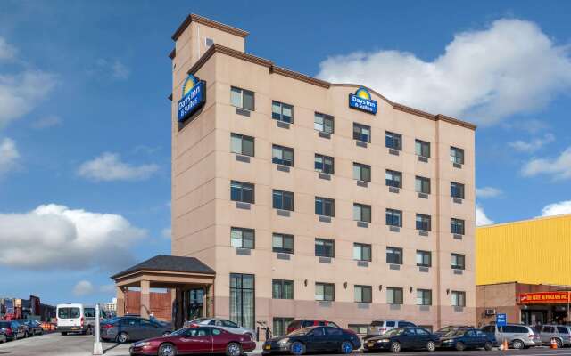 Days Inn & Suites by Wyndham Jamaica JFK Airport