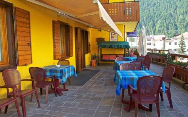 Albergo Iris