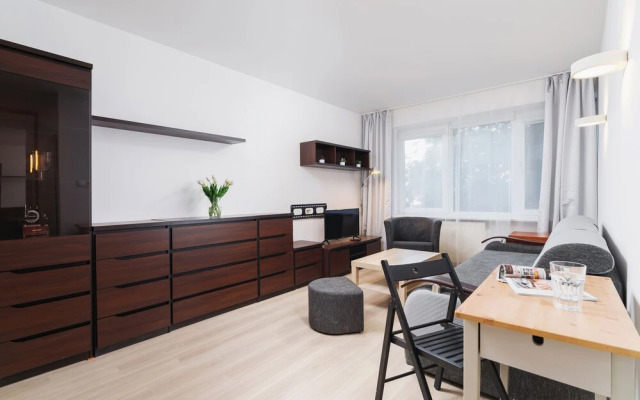 Apartment Warsaw Podlesna by Renters
