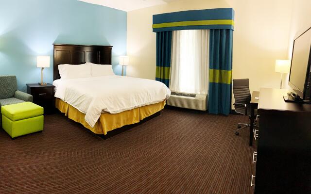 Holiday Inn Express Hotel & Suites Gainesville by IHG