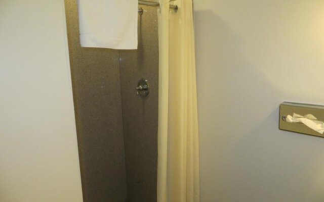 Economy Inn